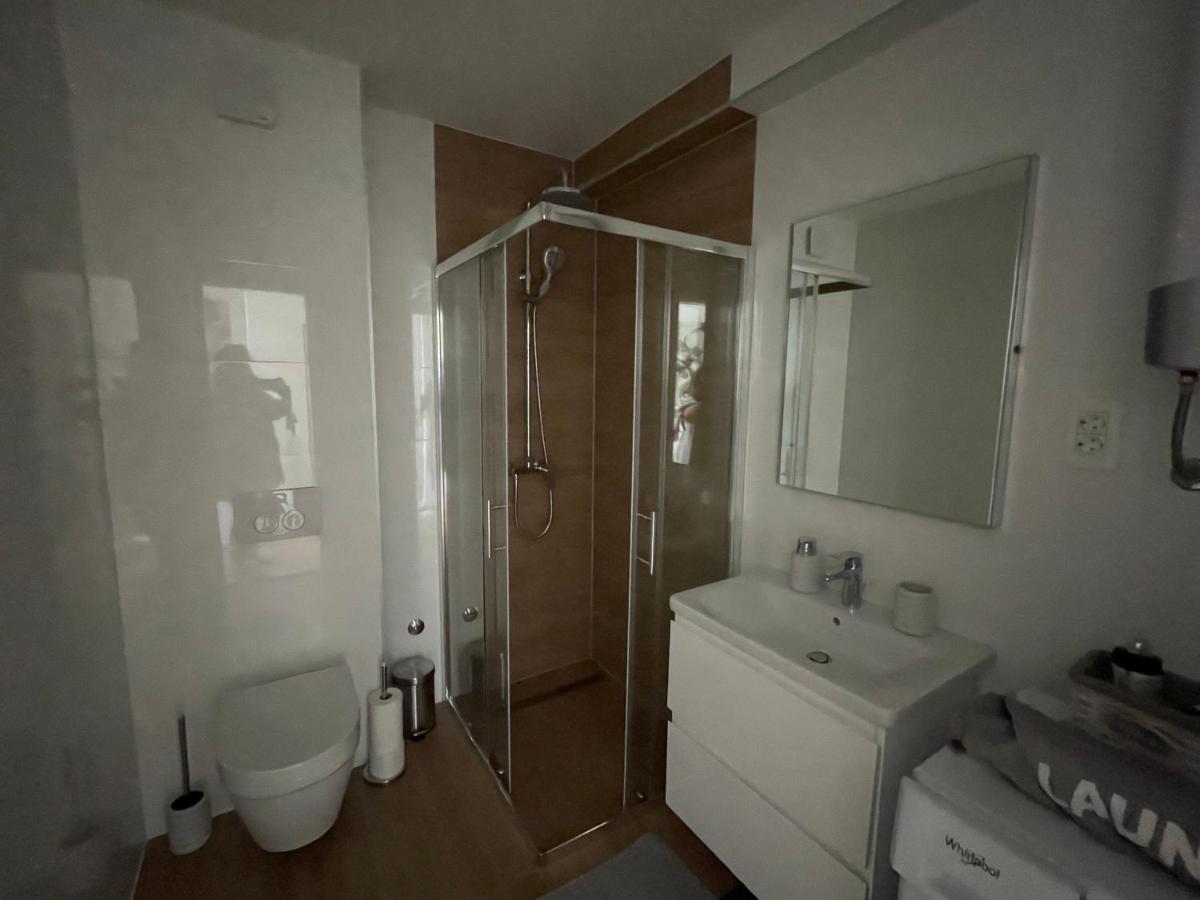 Galeria Apartment Podstrana Kültér fotó