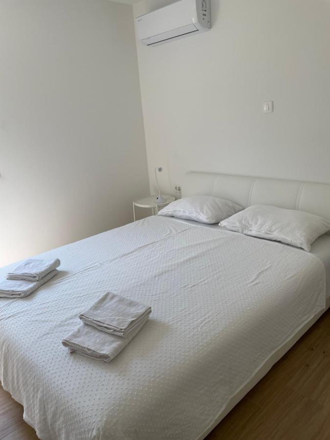 Galeria Apartment Podstrana Kültér fotó