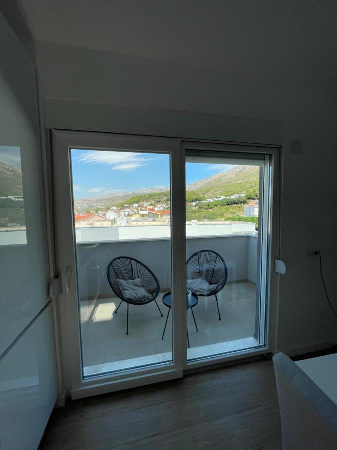 Galeria Apartment Podstrana Kültér fotó